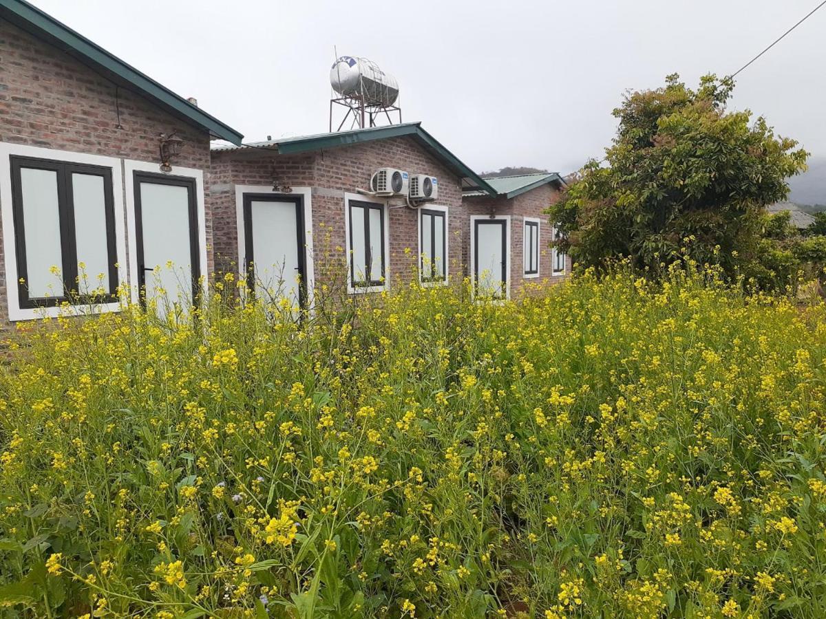 Datani Moc Chau Homestay Lang Mon Eksteriør billede