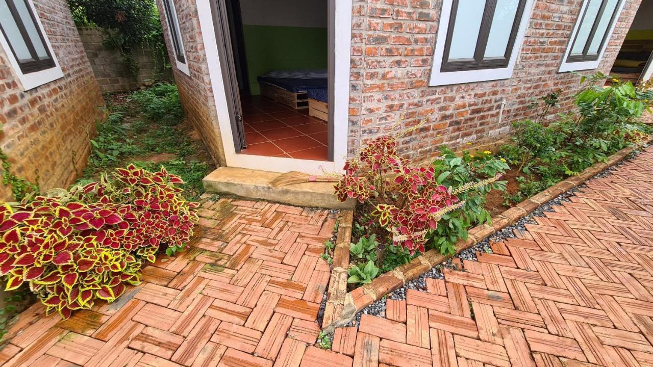 Datani Moc Chau Homestay Lang Mon Eksteriør billede